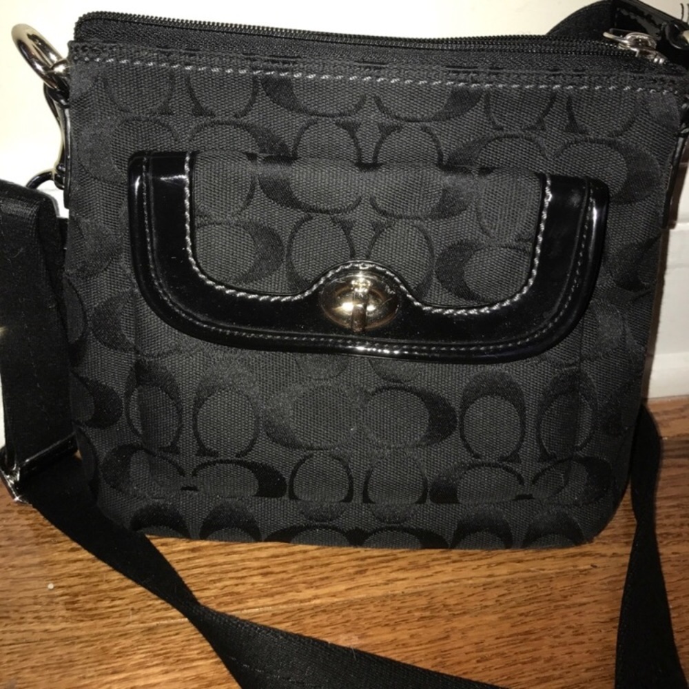 Coach cross-body/strap bag ❤️